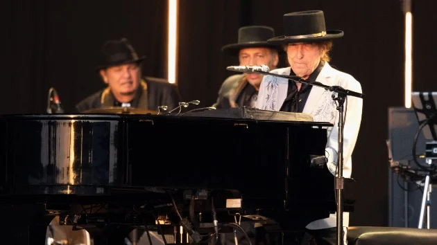 Bob Dylan to bring Rough and Rowdy Ways tour to Europe, UK and Ireland this fall