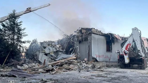 Ukraine targets Moscow as Russia reports shooting down more than 100 drones