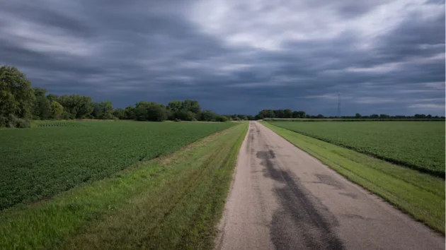 Destructive thunderstorms hit the Midwest as extreme heat dome puts 165 million in danger