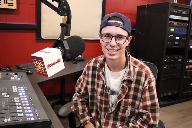 Brand New Intern Joins the MyFM Crew; Future On-Air Sensation?