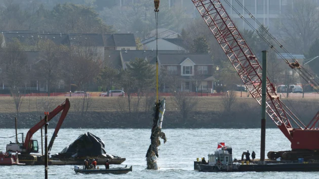 Deadly DC plane crash was years in the making, air traffic manager tells NTSB