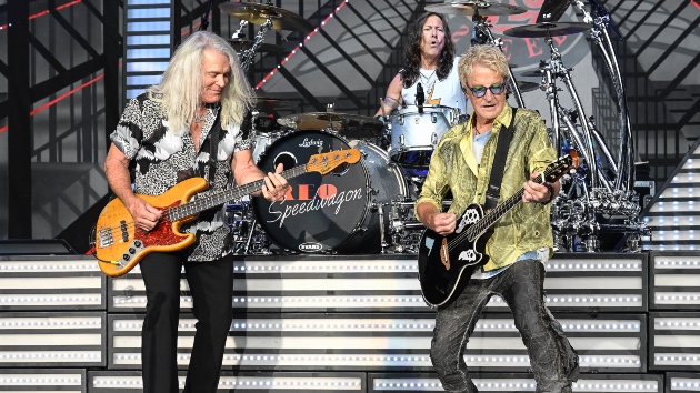 Kevin Cronin to reunite with REO Speedwagon bandmates for University of Illinois homecoming