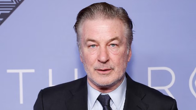 Alec Baldwin crashes car into a tree in East Hampton: Authorities