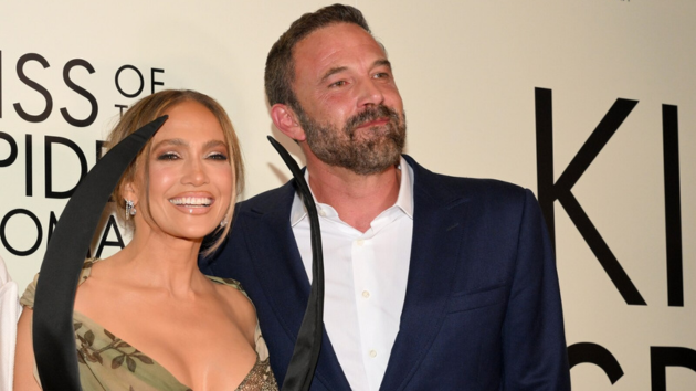 Ben Affleck, Jennifer Lopez reunite on ‘Kiss of the Spider Woman’ red carpet