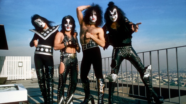 KISS’ Paul Stanley, Gene Simmons & Peter Criss pay tribute to Ace Frehley