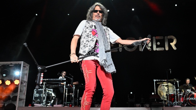 Kelly Hansen plays final show with Foreigner
