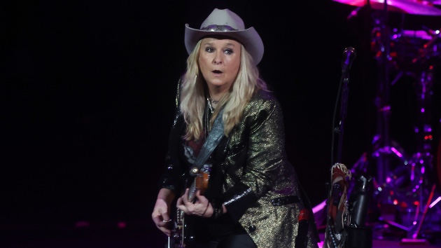 Melissa Etheridge’s Rock Jam gala raises over $1 million for research to treat opioid use disorder