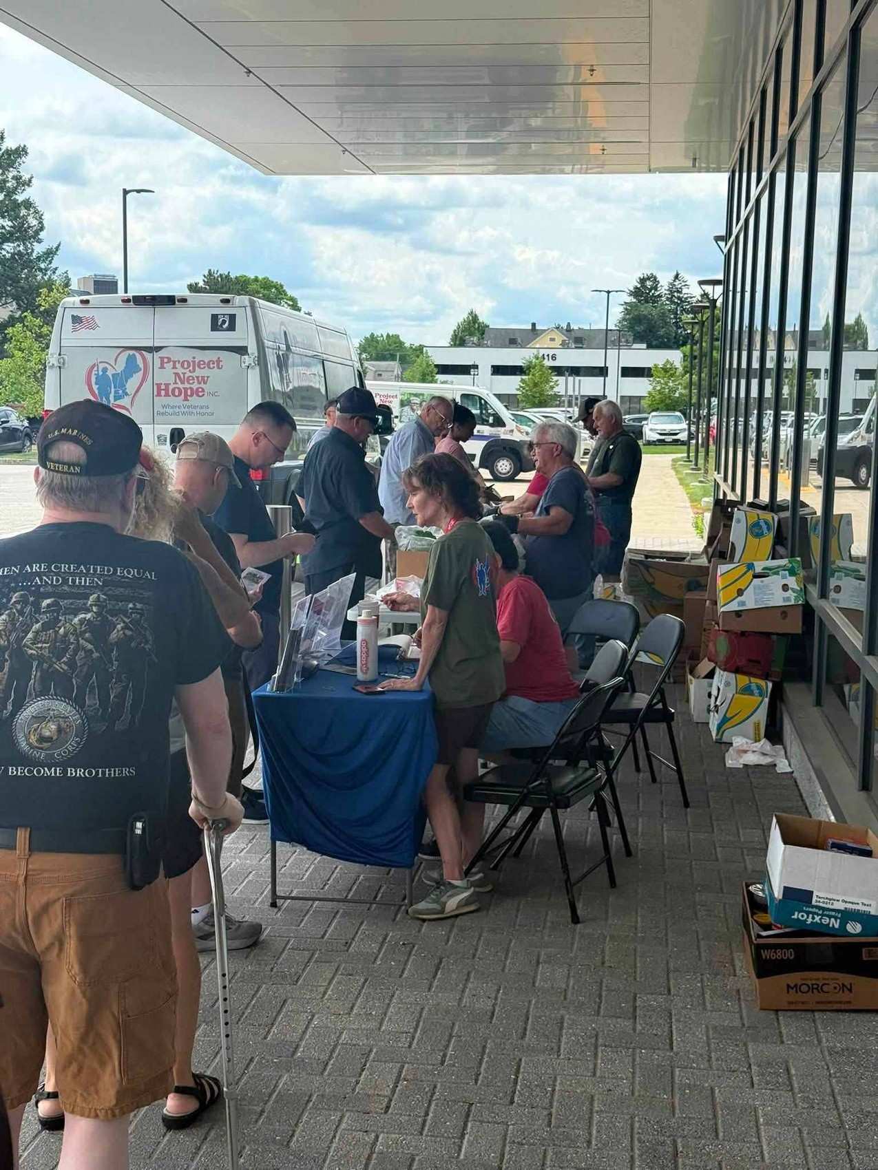Project New Hope Serves More Than 100 Veterans at First Farmers Market of the Season