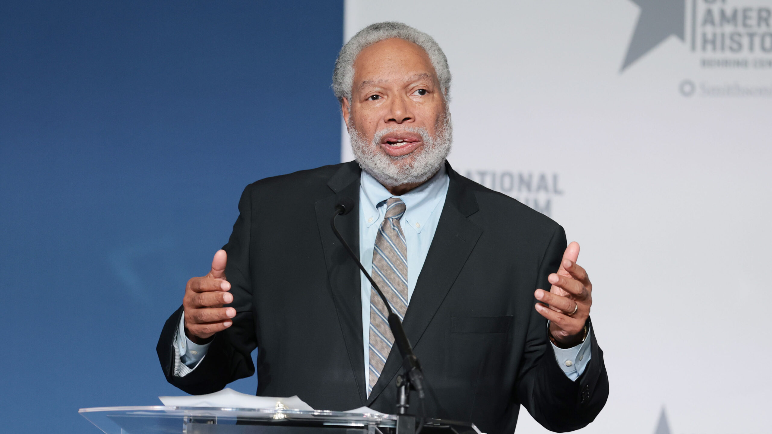 Smithsonian Secretary Lonnie Bunch resigns amid attacks from Trump administration