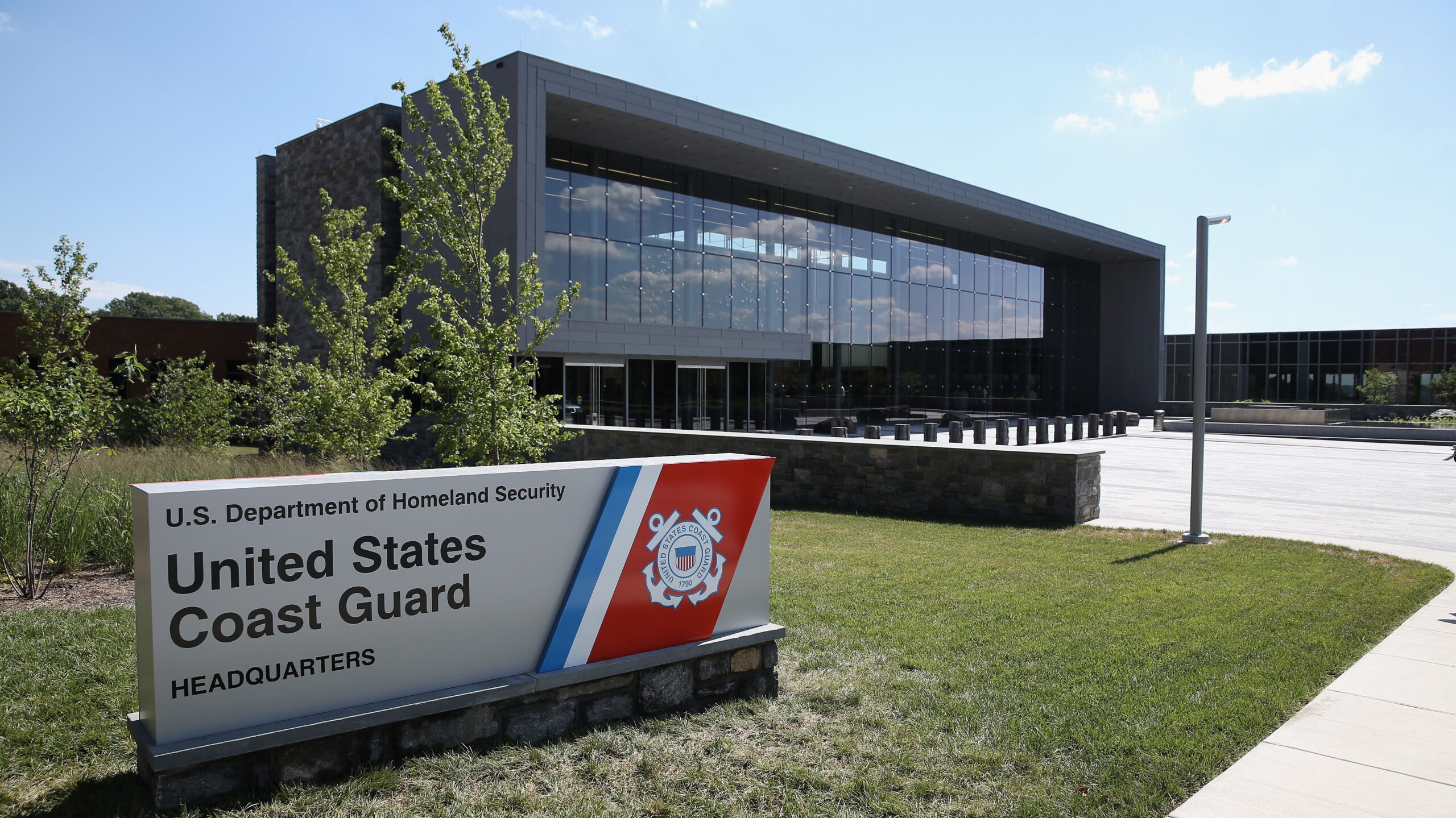 Coast Guard, FBI investigating after 2 oil tankers bound for US hit with cyberattacks: Sources